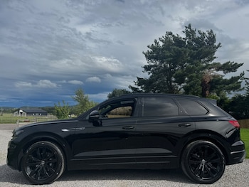 Used Volkswagen Touareg 2023 for sale - 79360146: Photo