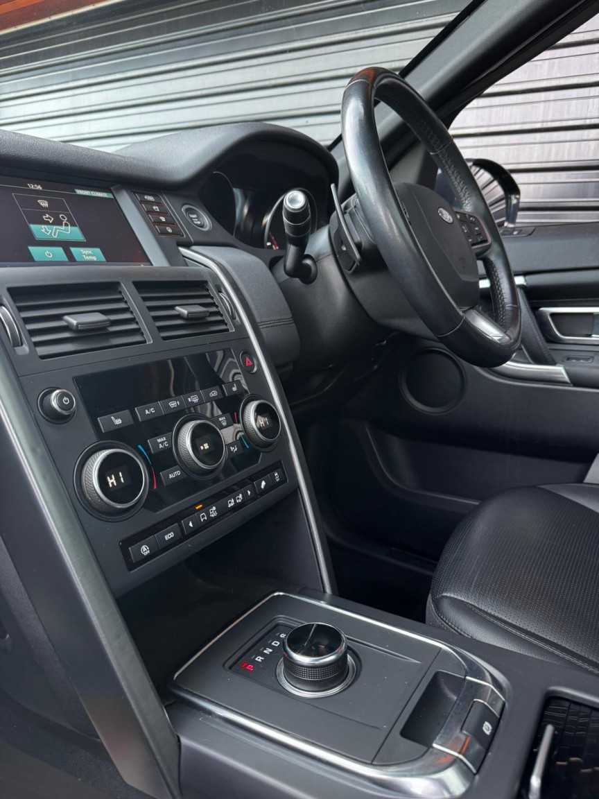 Used Land Rover Discovery Sport 2017 for sale - 76941745: Photo 8