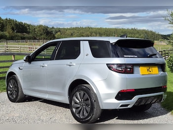 Used Land Rover Discovery Sport 2020 for sale - 79360141: Photo