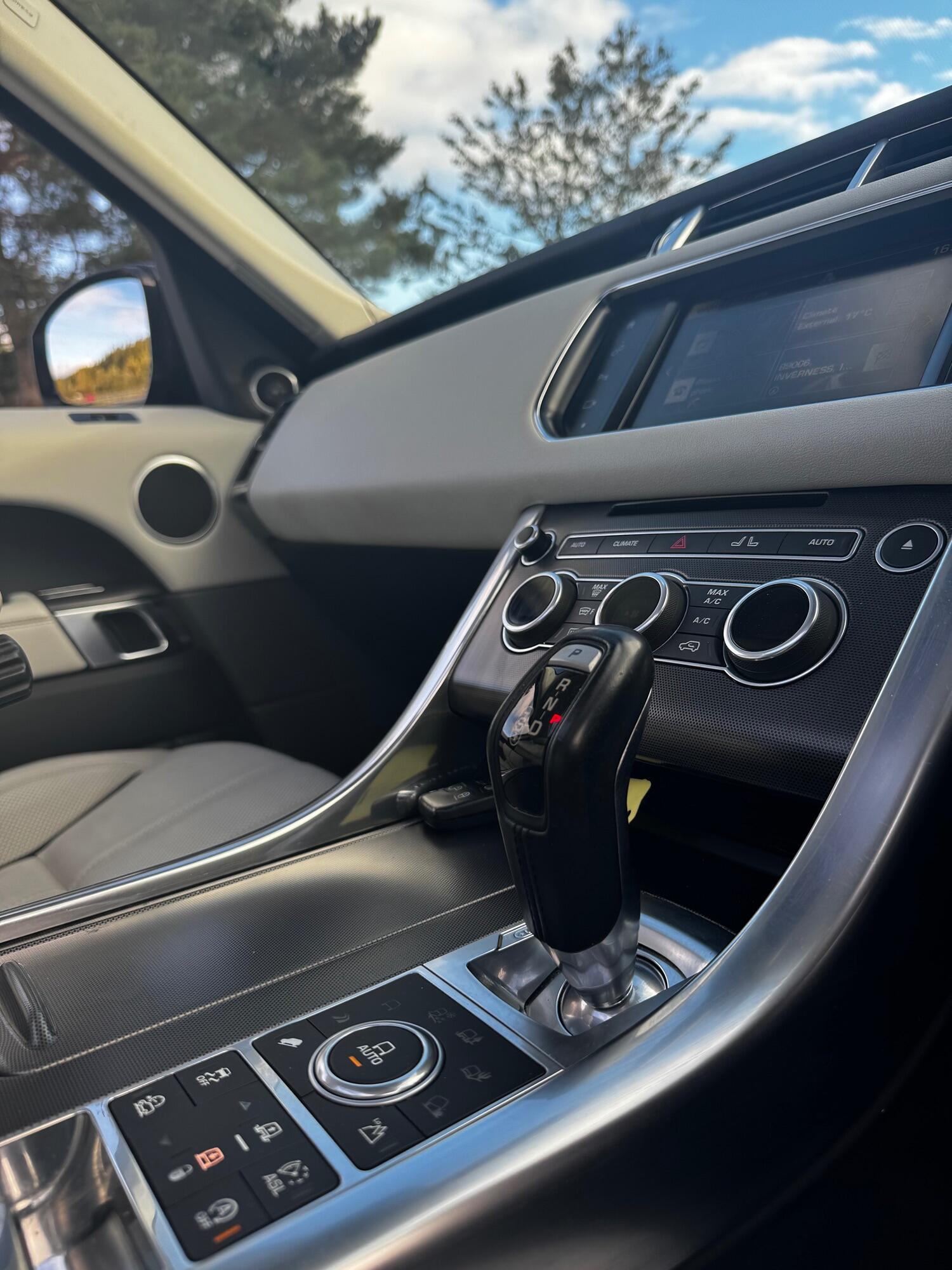 Used Land Rover Range Rover Sport 2016 for sale - 75982018: Photo 23