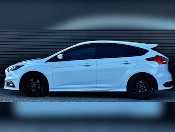 Used Ford Focus 2016 for sale - 77897837: Photo