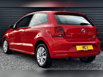 Used Volkswagen Polo 2015 for sale - 76455533: Photo