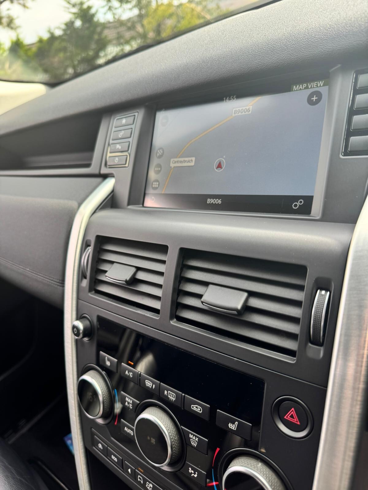 Used Land Rover Discovery Sport 2017 for sale - 75413139: Photo 15