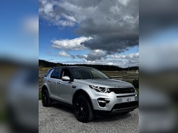 Used Land Rover Discovery Sport 2017 for sale - 78300484: Photo