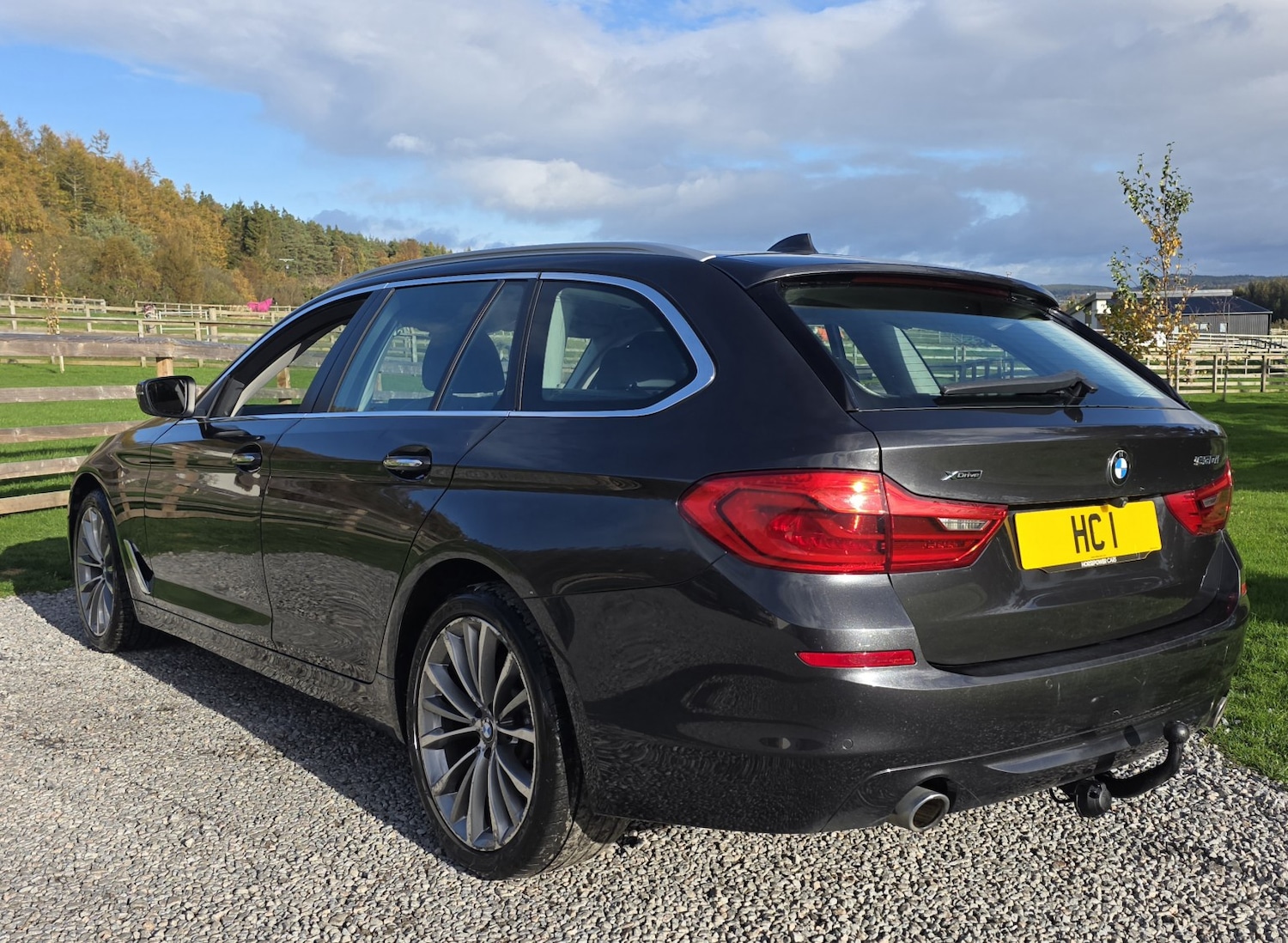Used BMW 5 Series 2017 for sale - 76347131: Photo 3