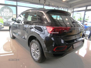 Used Volkswagen T-Roc 2023 for sale - 79146430: Photo
