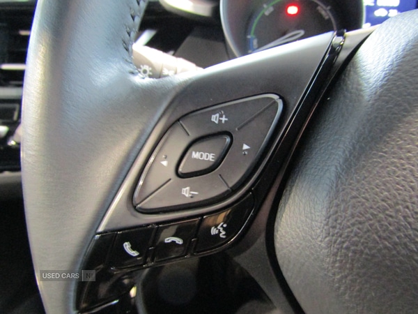 Used Toyota C-HR 2023 for sale - 77599488: Photo 17