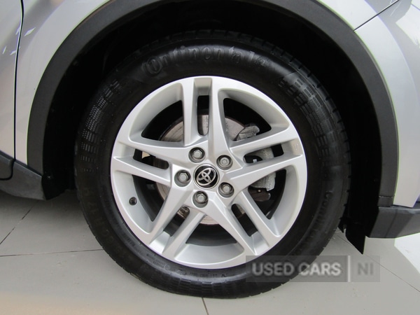 Used Toyota C-HR 2023 for sale - 77599488: Photo 9