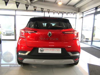 Used Renault Captur 2023 for sale - 78705842: Photo