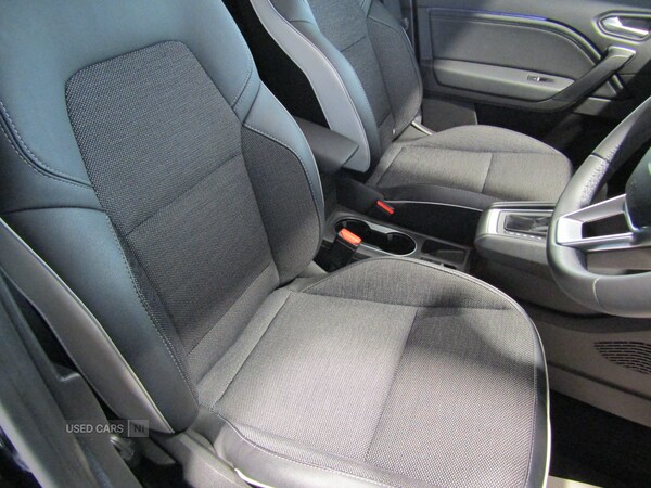 Used Renault Captur 2024 for sale - 76539289: Photo 23