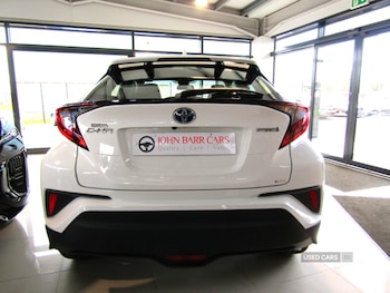 Used Toyota C-HR 2023 for sale - 78276974: Photo