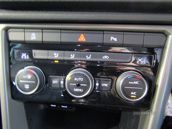 Used Volkswagen T-Roc 2021 for sale - 77230992: Photo 23