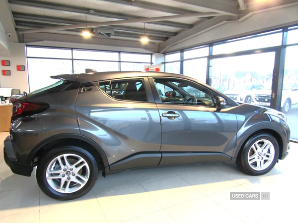 Used Toyota C-HR 2023 for sale - 77497735: Photo 5