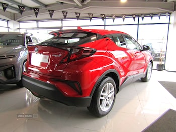 Used Toyota C-HR 2023 for sale - 78923611: Photo