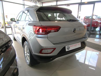 Used Volkswagen T-Roc 2023 for sale - 79426957: Photo