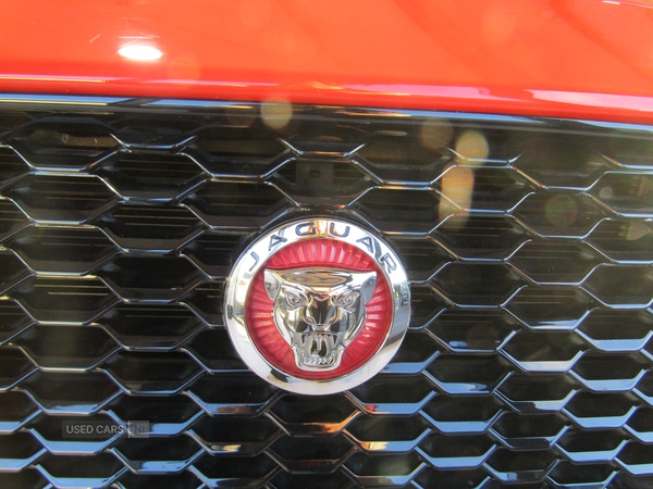 Used Jaguar E-Pace 2019 for sale - 76433748: Photo 8