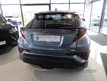 Used Toyota C-HR 2022 for sale - 76110053: Photo