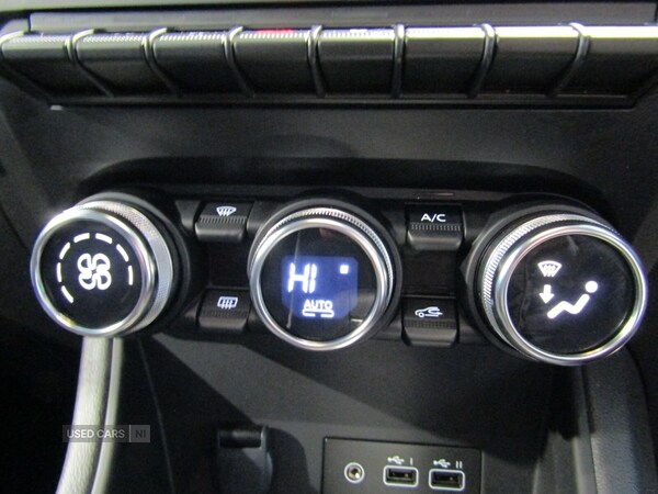 Used Renault Captur 2024 for sale - 77769895: Photo 17