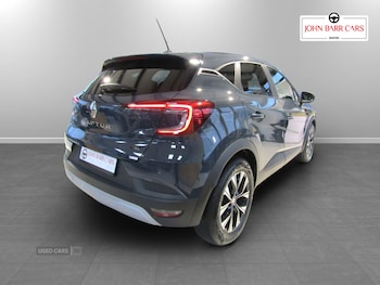Used Renault Captur 2024 for sale - 79534128: Photo