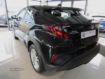 Used Toyota C-HR 2022 for sale - 75840326: Photo
