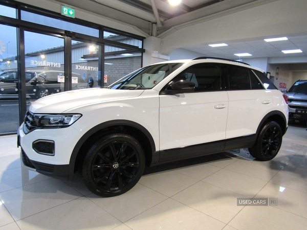Used Volkswagen T-Roc for sale - 76772474: Photo 1
