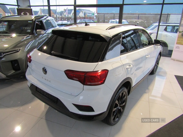 Used Volkswagen T-Roc for sale - 76772474: Photo 11