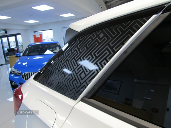 Used Volkswagen T-Roc for sale - 76772474: Photo 12