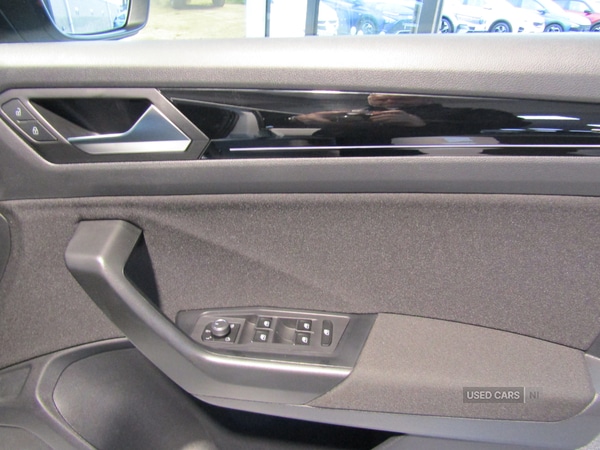 Used Volkswagen T-Roc for sale - 76772474: Photo 14