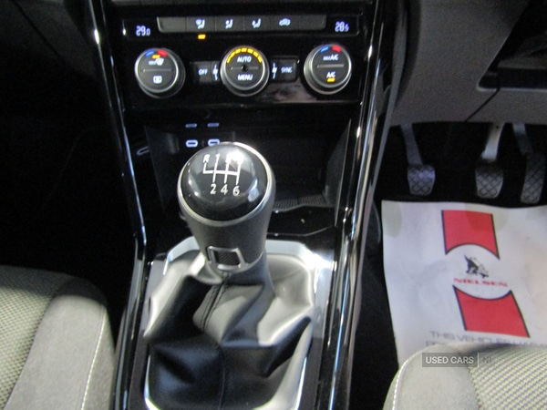 Used Volkswagen T-Roc for sale - 76772474: Photo 19