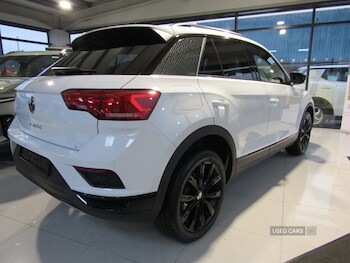 Used Volkswagen T-Roc 2022 for sale - 76772474: Photo