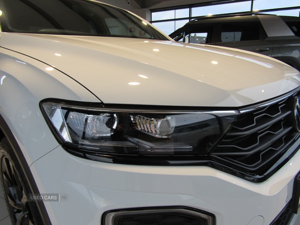 Used Volkswagen T-Roc for sale - 76772474: Photo 8