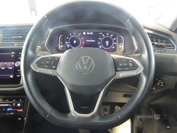 Used Volkswagen Tiguan Allspace 2023 for sale - 77854605: Photo 16