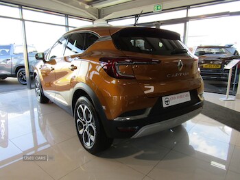 Used Renault Captur 2022 for sale - 75688002: Photo