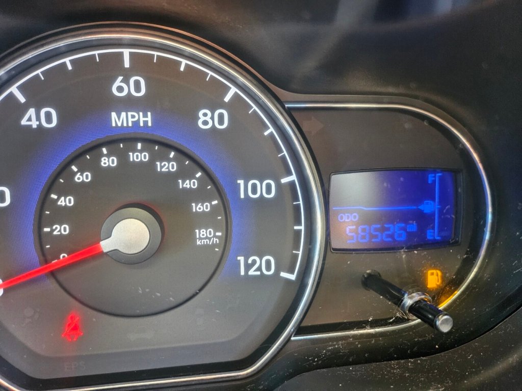 Used Hyundai i10 2012 for sale - 76642903: Photo 10