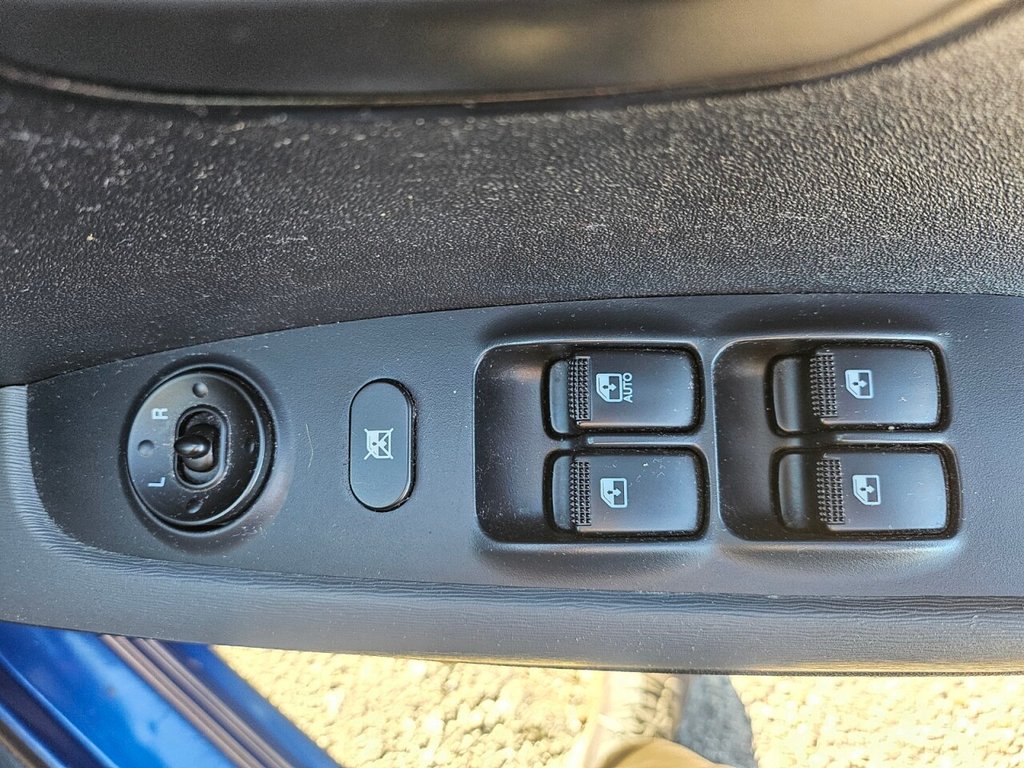 Used Hyundai i10 2012 for sale - 76642903: Photo 19