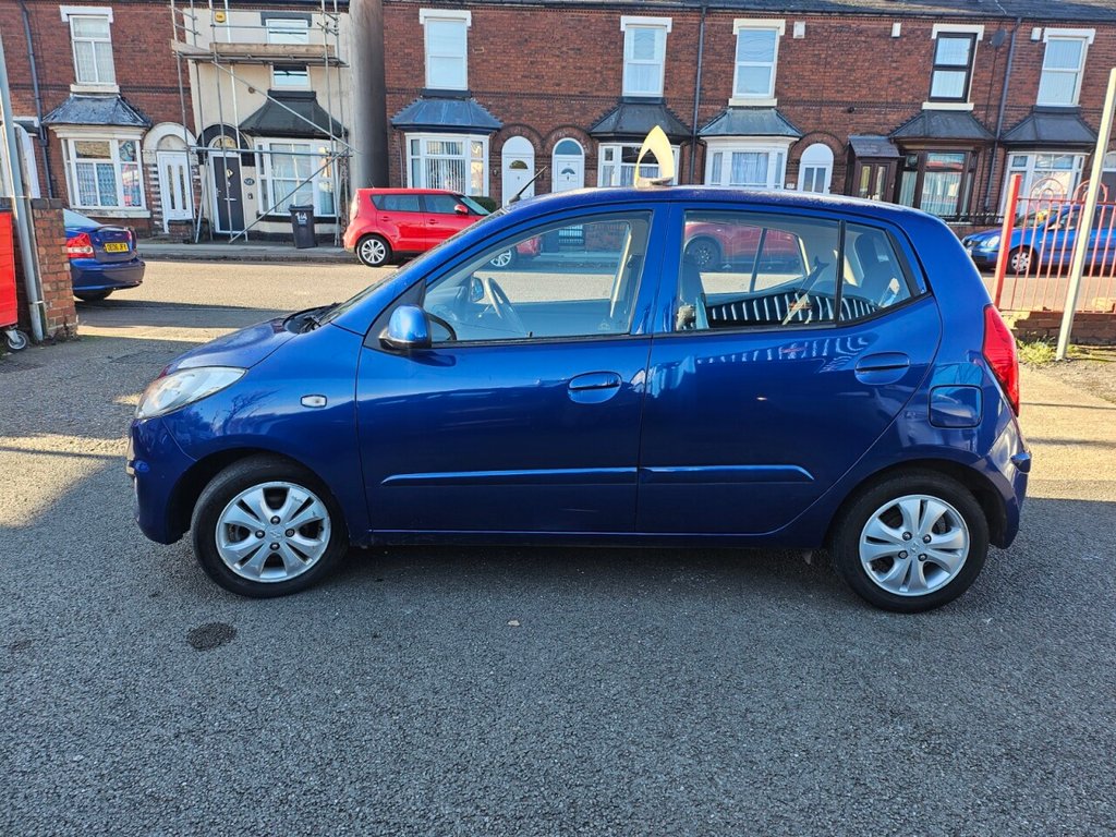 Used Hyundai i10 2012 for sale - 76642903: Photo 6