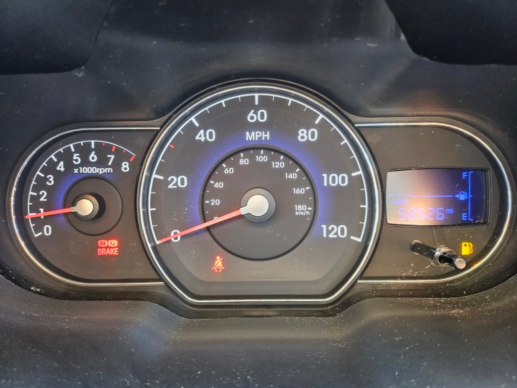 Used Hyundai i10 2012 for sale - 76642903: Photo 9