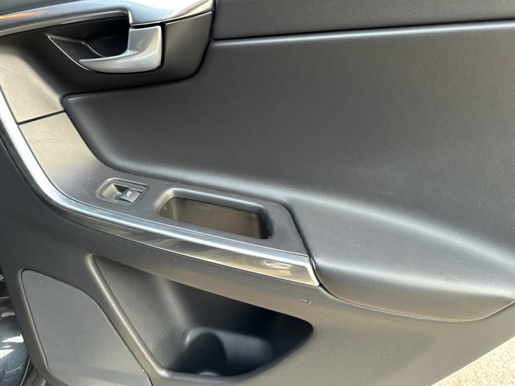 Used Volvo XC60 2012 for sale - 77770956: Photo 25