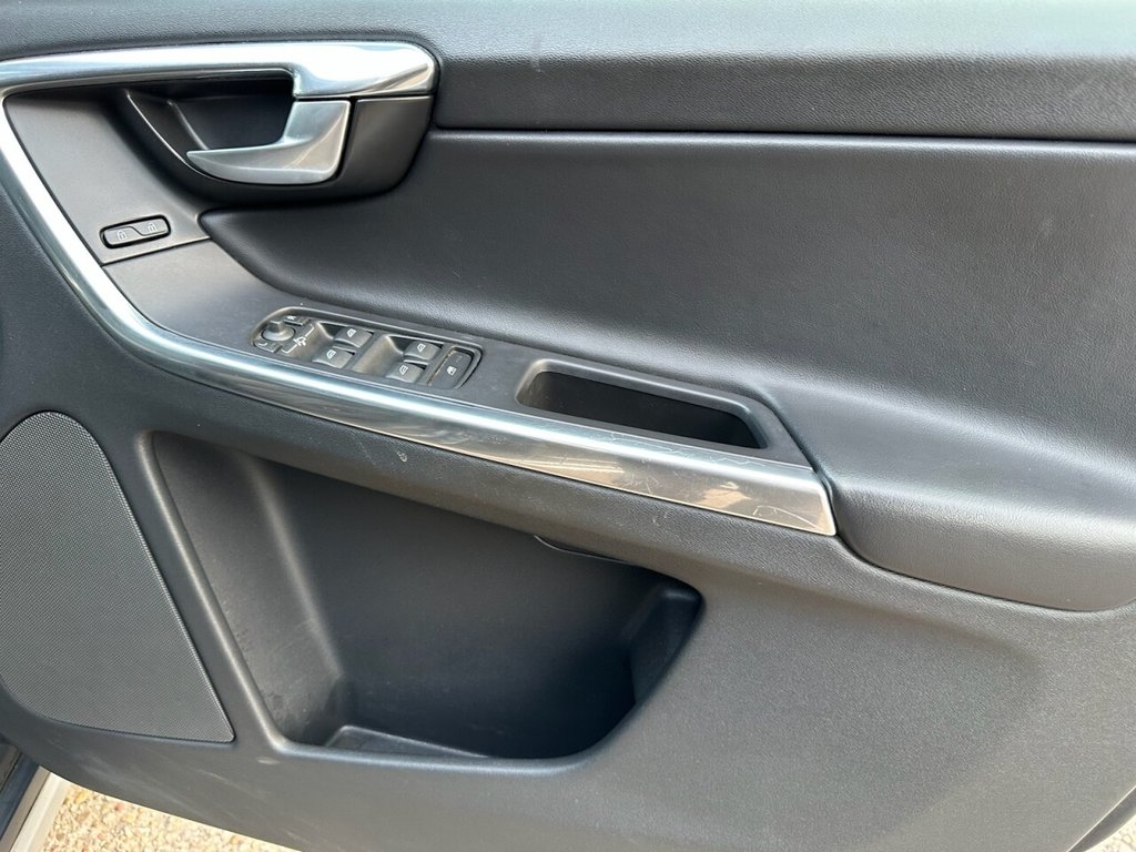 Used Volvo XC60 2012 for sale - 77770956: Photo 31