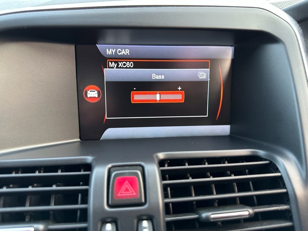 Used Volvo XC60 2012 for sale - 77770956: Photo 41