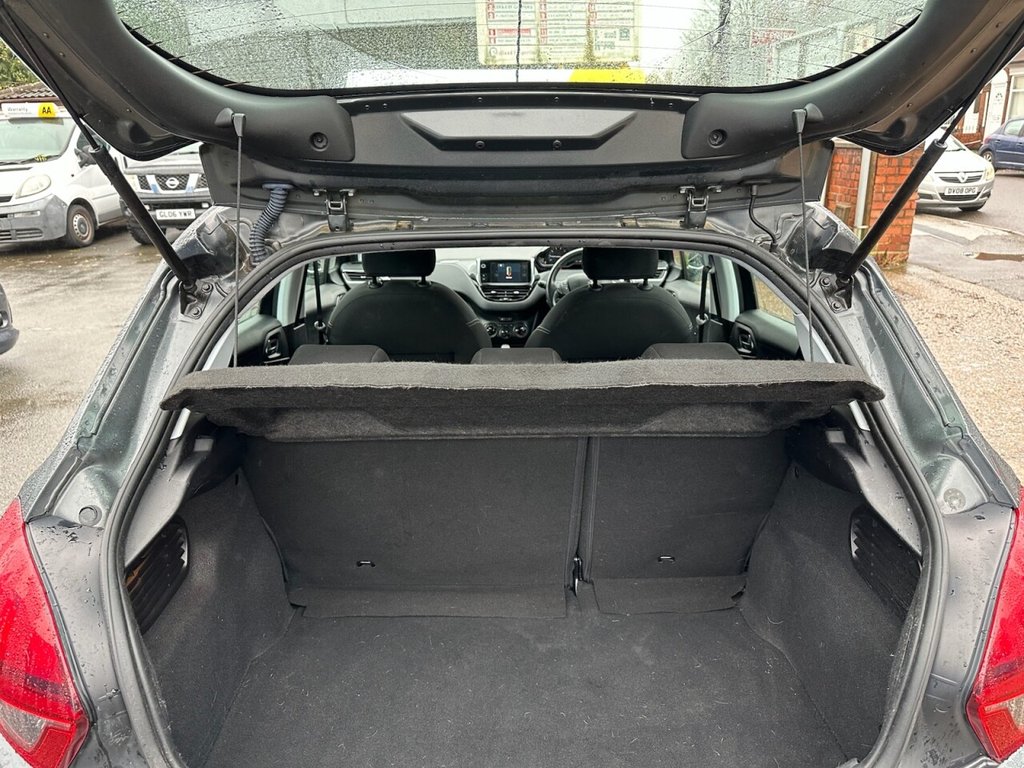 Used Peugeot 208 2016 for sale - 76590760: Photo 11