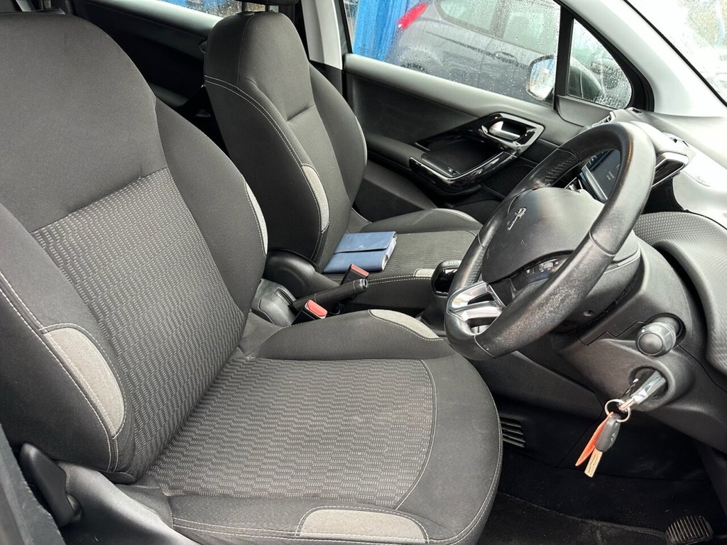 Used Peugeot 208 2016 for sale - 76590760: Photo 21