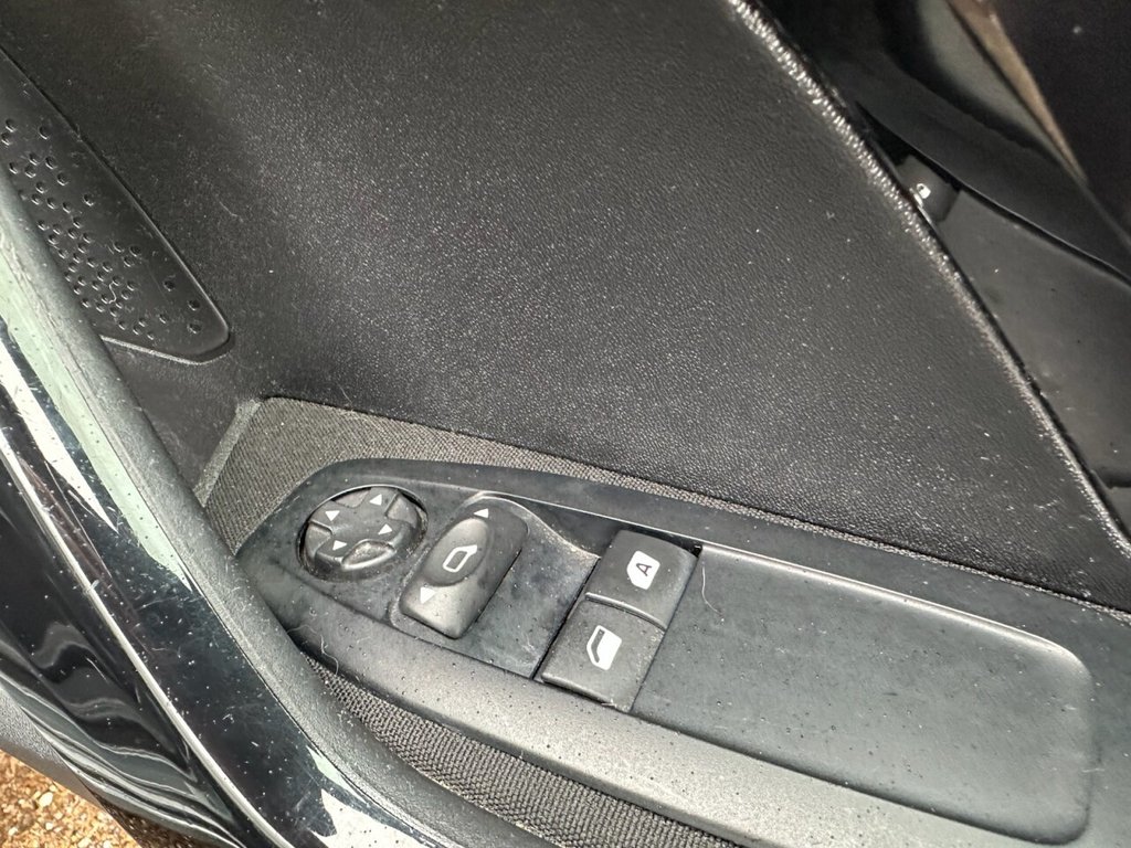 Used Peugeot 208 2016 for sale - 76590760: Photo 23