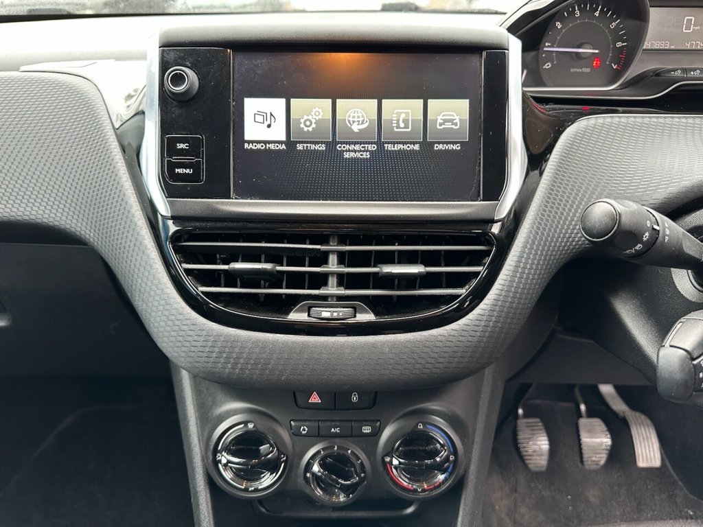 Used Peugeot 208 2016 for sale - 76590760: Photo 29