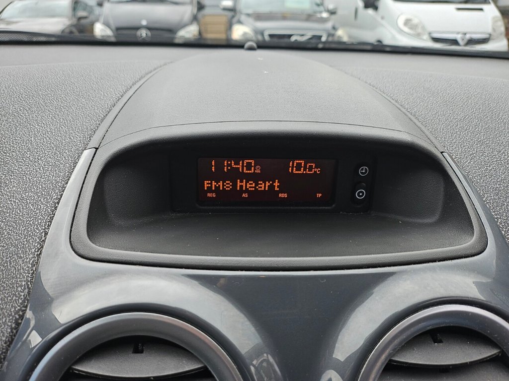 Used Vauxhall Corsa 2011 for sale - 77904758: Photo 11