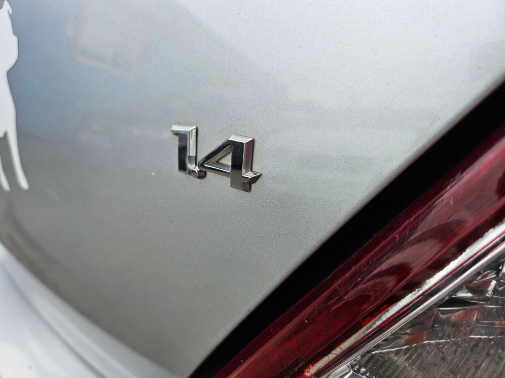 Used Vauxhall Corsa 2011 for sale - 77904758: Photo 25