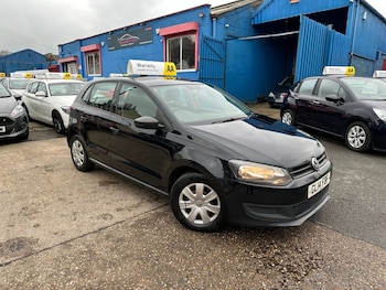 Used Volkswagen Polo 2014 for sale - 77785908: Photo
