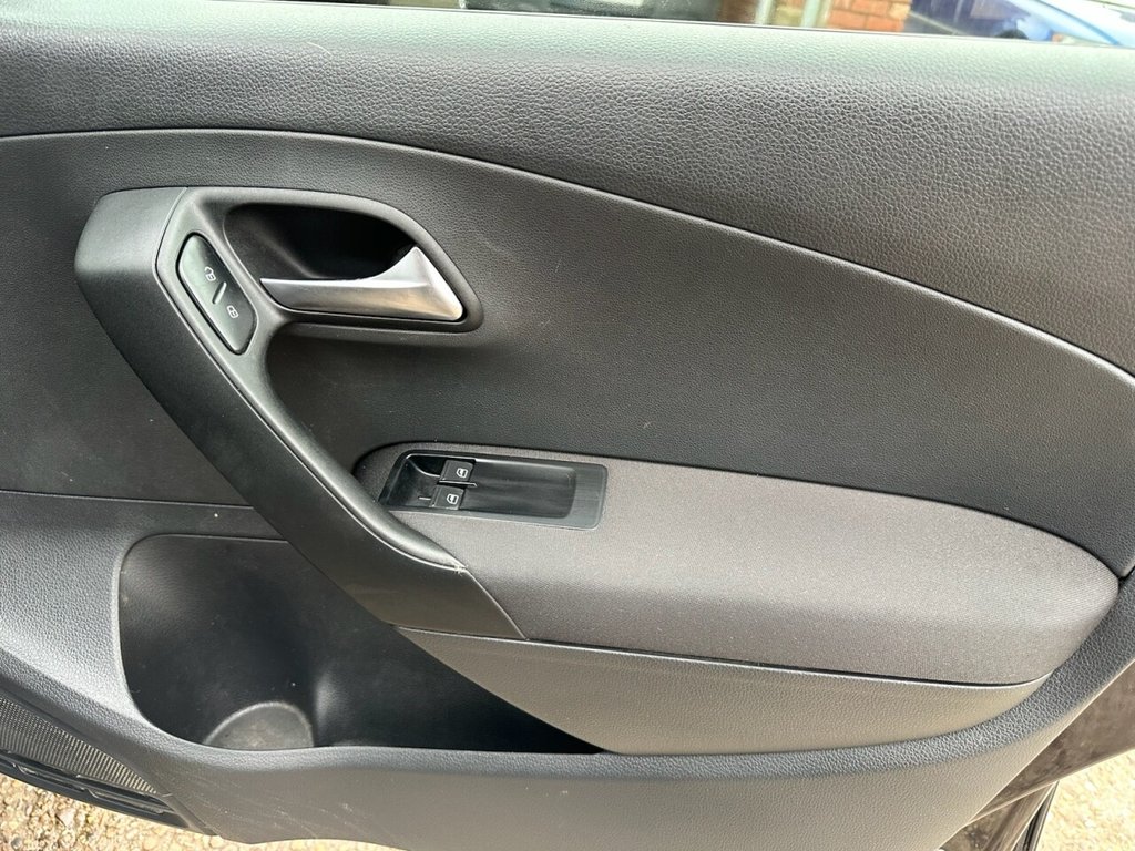 Used Volkswagen Polo 2014 for sale - 77785908: Photo 22