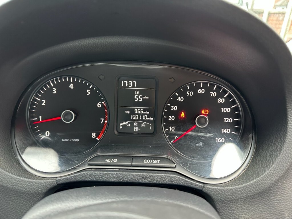 Used Volkswagen Polo 2014 for sale - 77785908: Photo 24