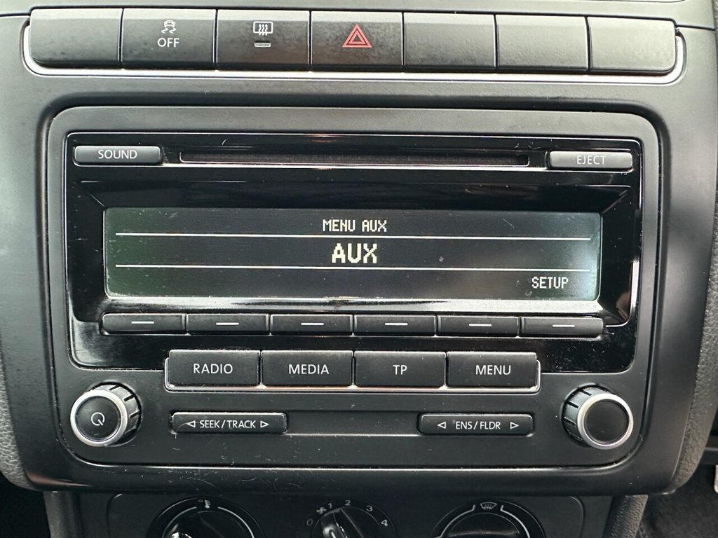 Used Volkswagen Polo 2014 for sale - 77785908: Photo 30